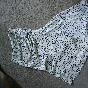 Women's Black and White Spotted Top